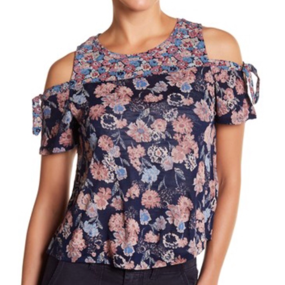 Lucky Brand Floral cold shoulder blouse